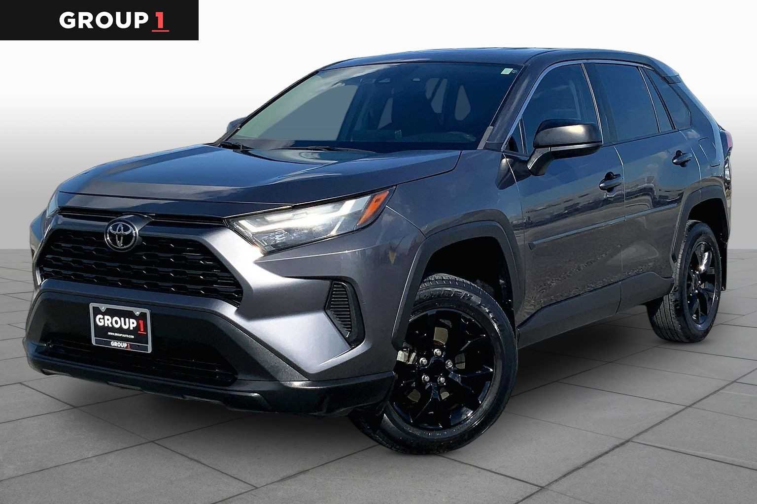 2023 Toyota RAV4 LE