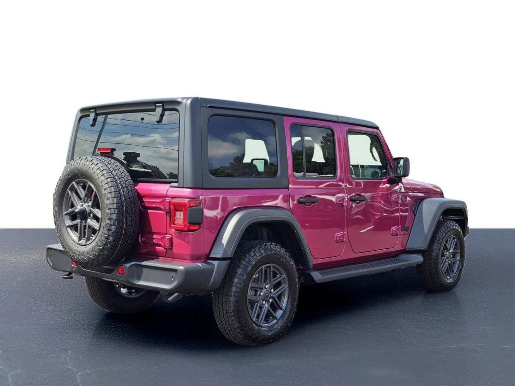 New 2026 Tuscadero Pearlcoat Jeep Sport S image 9