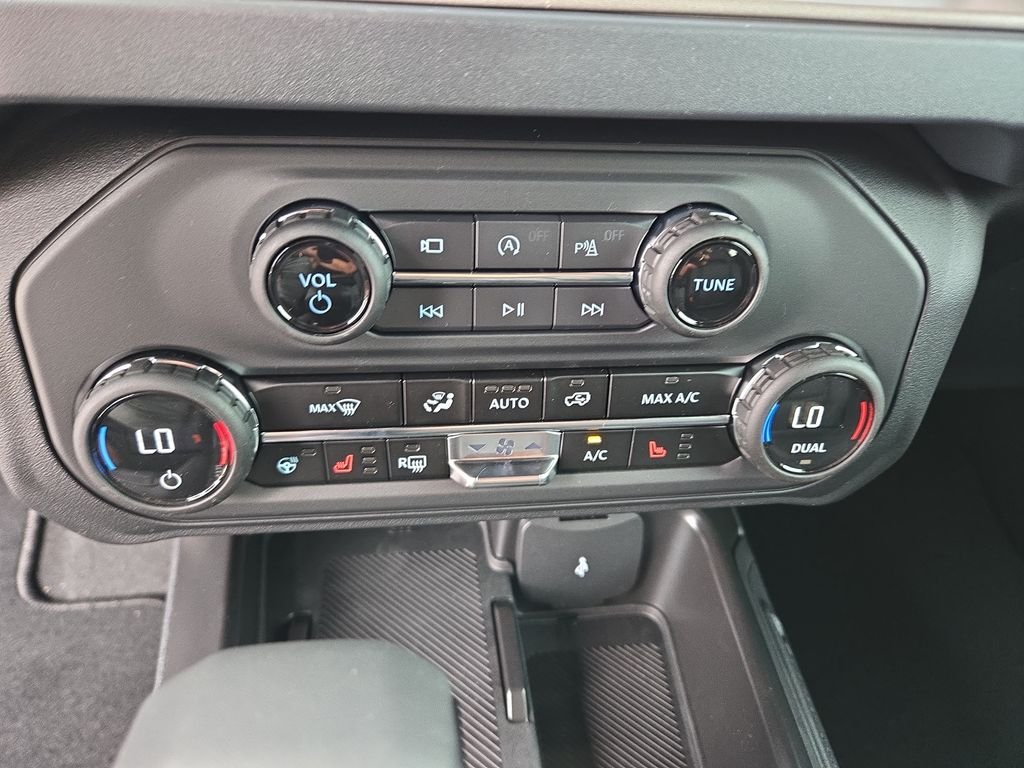 New 2026 Avalanche Gray Ford Outer Banks® image 23