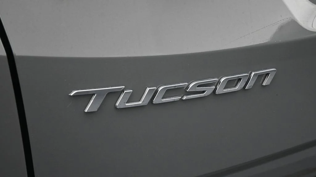 Used 2024 Gray Hyundai SEL image 20