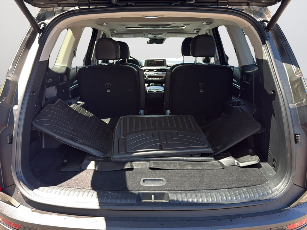 Used 2021 Green Kia EX image 13
