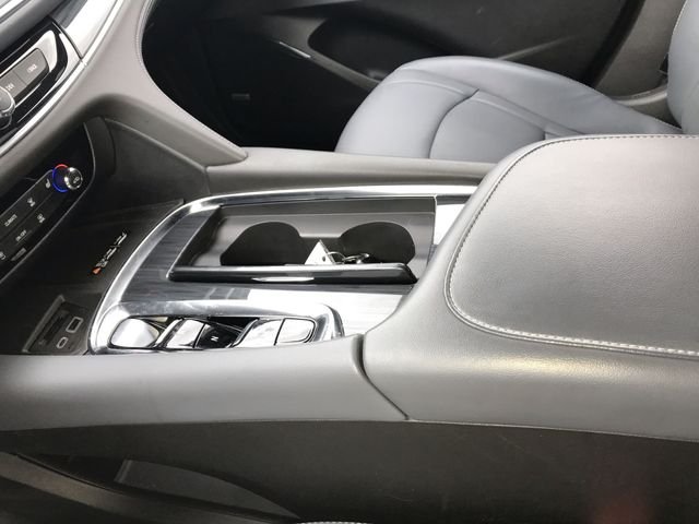 Used 2024 Black Buick Essence image 21