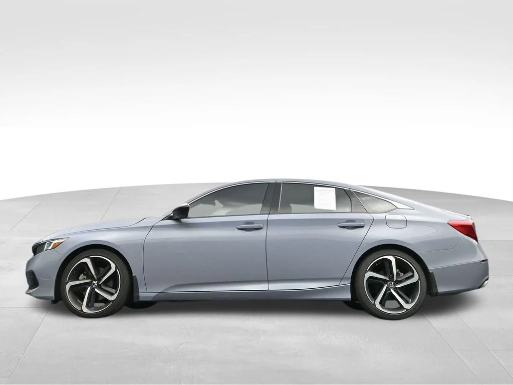 Used 2022 Sonic Gray Pearl Honda Sport image 36