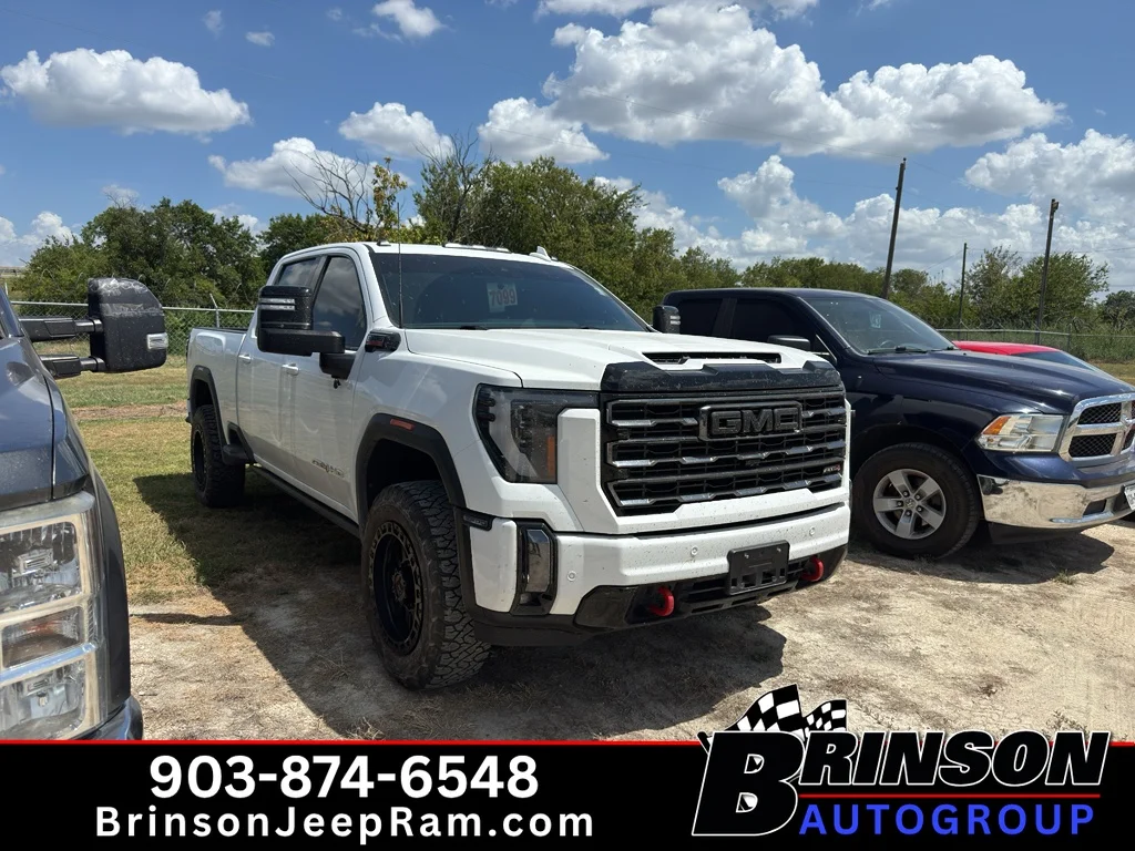 Used 2024 Summit White GMC AT4 image 3
