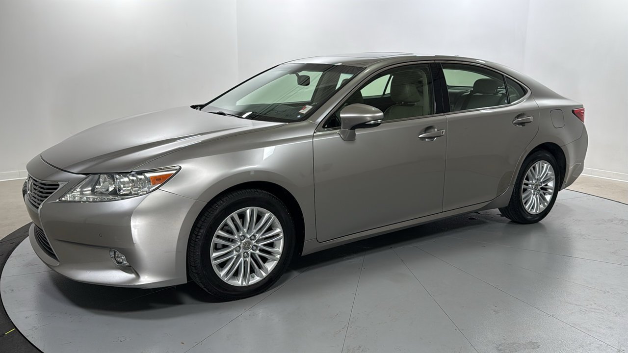 2015 Lexus ES