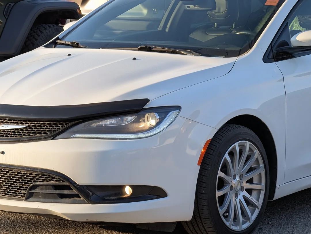 Certified Used 2016 White Chrysler S - 8.4 Touchscreen - V-6 - ParkView Camera & MOre image 9