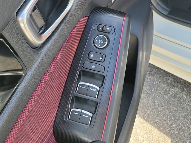 Used 2024  Honda Base image 22