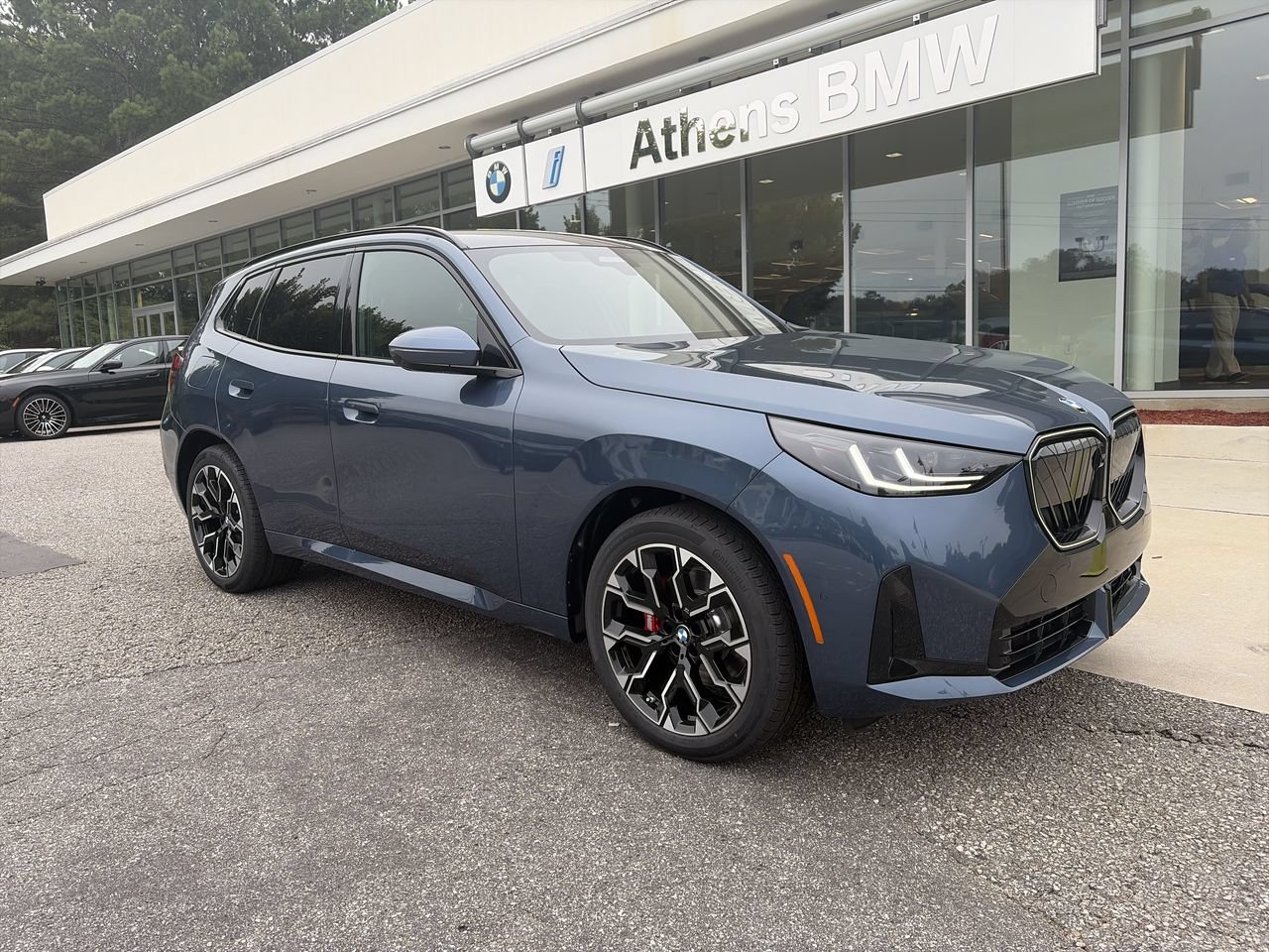 New 2026 Arctic Race Blue Metallic BMW 30 xDrive image 2