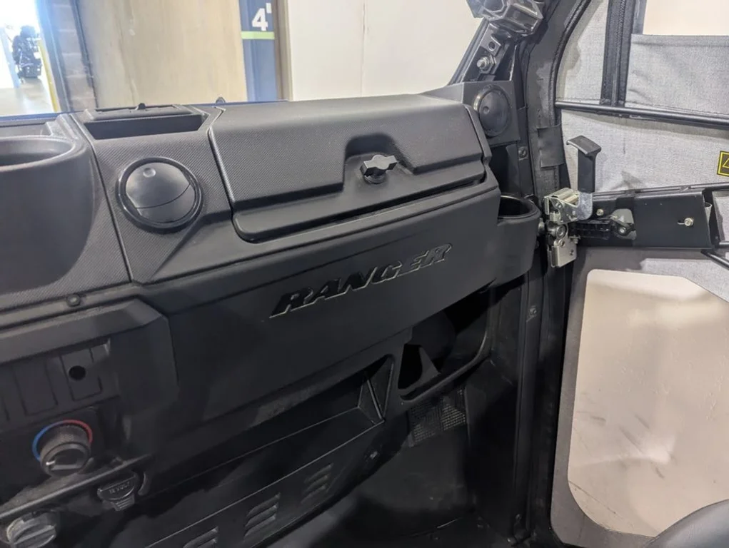 Used 2023 BLUE Polaris Premium image 9