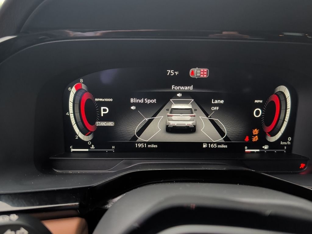 Used 2026 Gray Nissan Platinum image 6