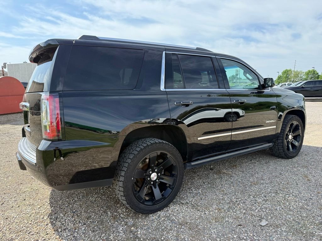 Used 2016 Black GMC Denali image 3