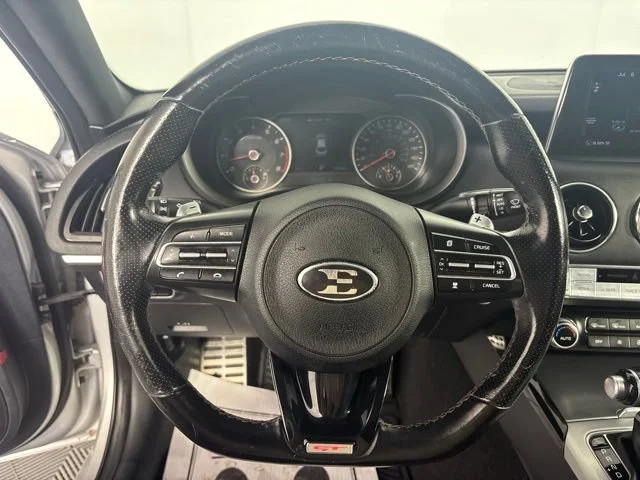 Used 2018 Silver Kia GT1 image 3