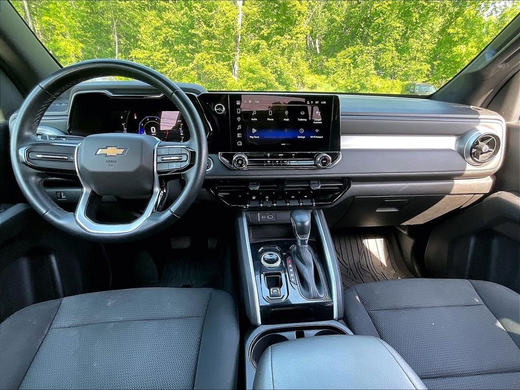 Used 2023 Gray Chevrolet LT image 21
