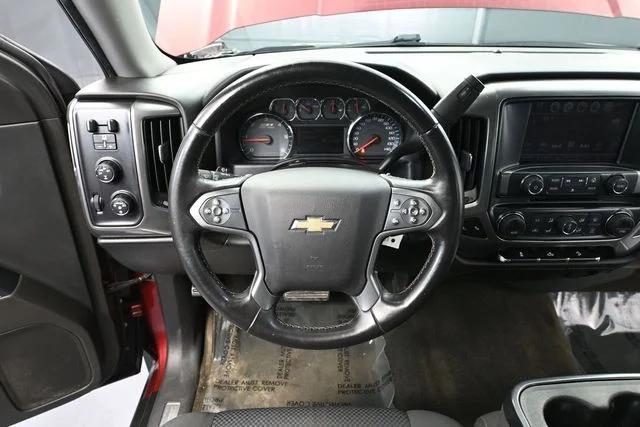 Used 2016 Red Chevrolet LT image 24