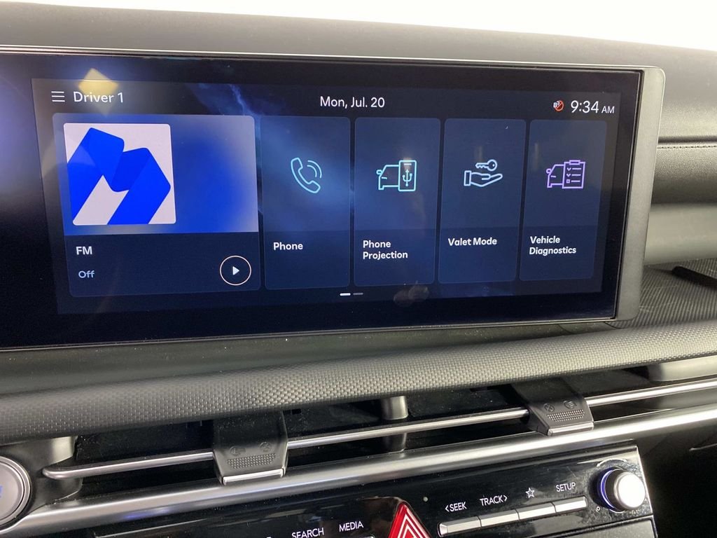 Used 2025 Gray Hyundai SEL image 21