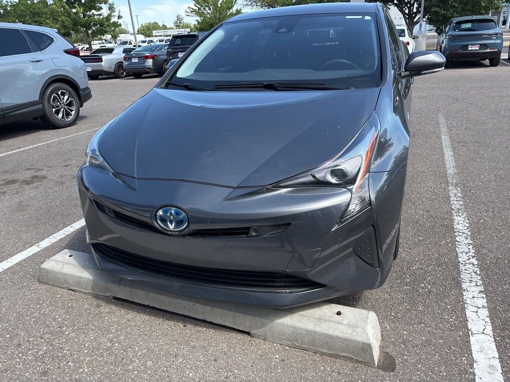 Used 2018 Gray Toyota Two image 4