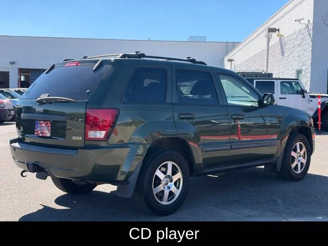 Used 2008 Green Jeep Laredo image 6