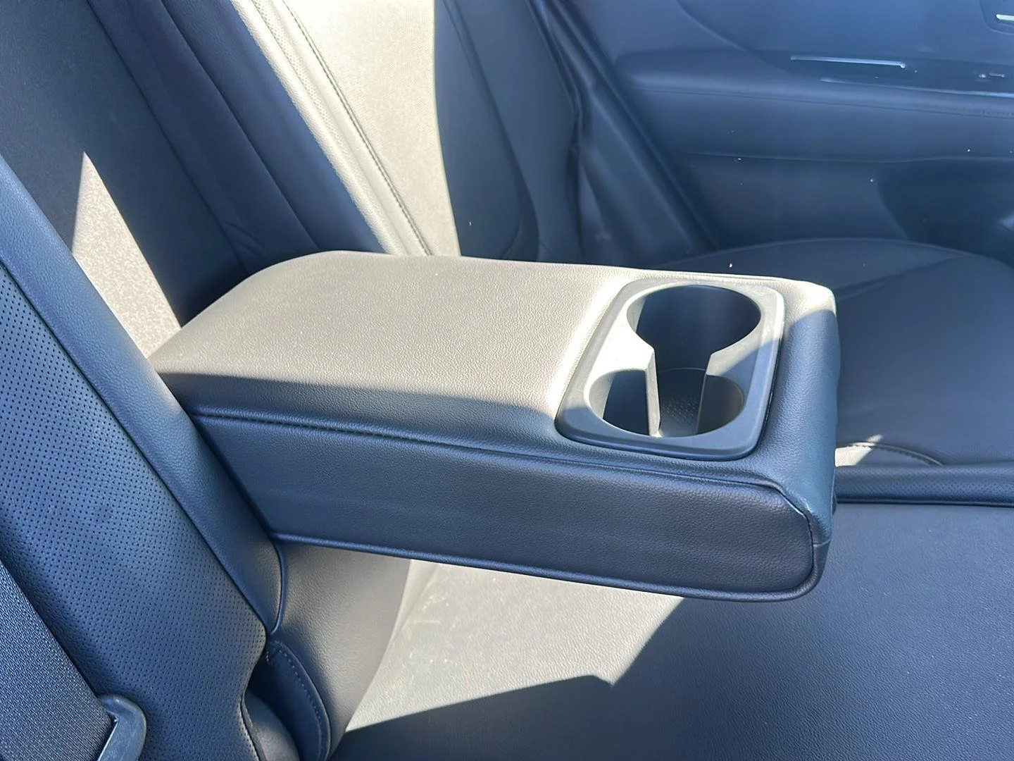 Used 2024 White Pearl Hyundai Limited image 15
