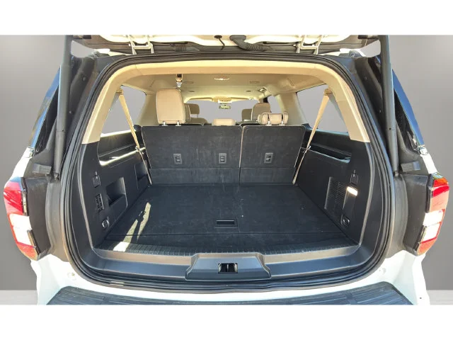 Used 2024 White Ford XLT image 31