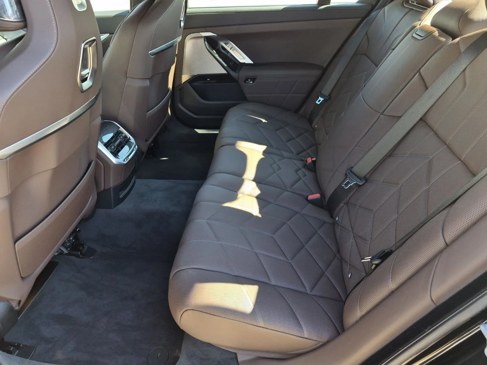 Used 2026 Black Sapphire Metallic BMW eDrive50 image 29