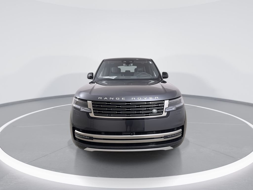 New 2026 Carpathian Grey Land Rover SE image 3