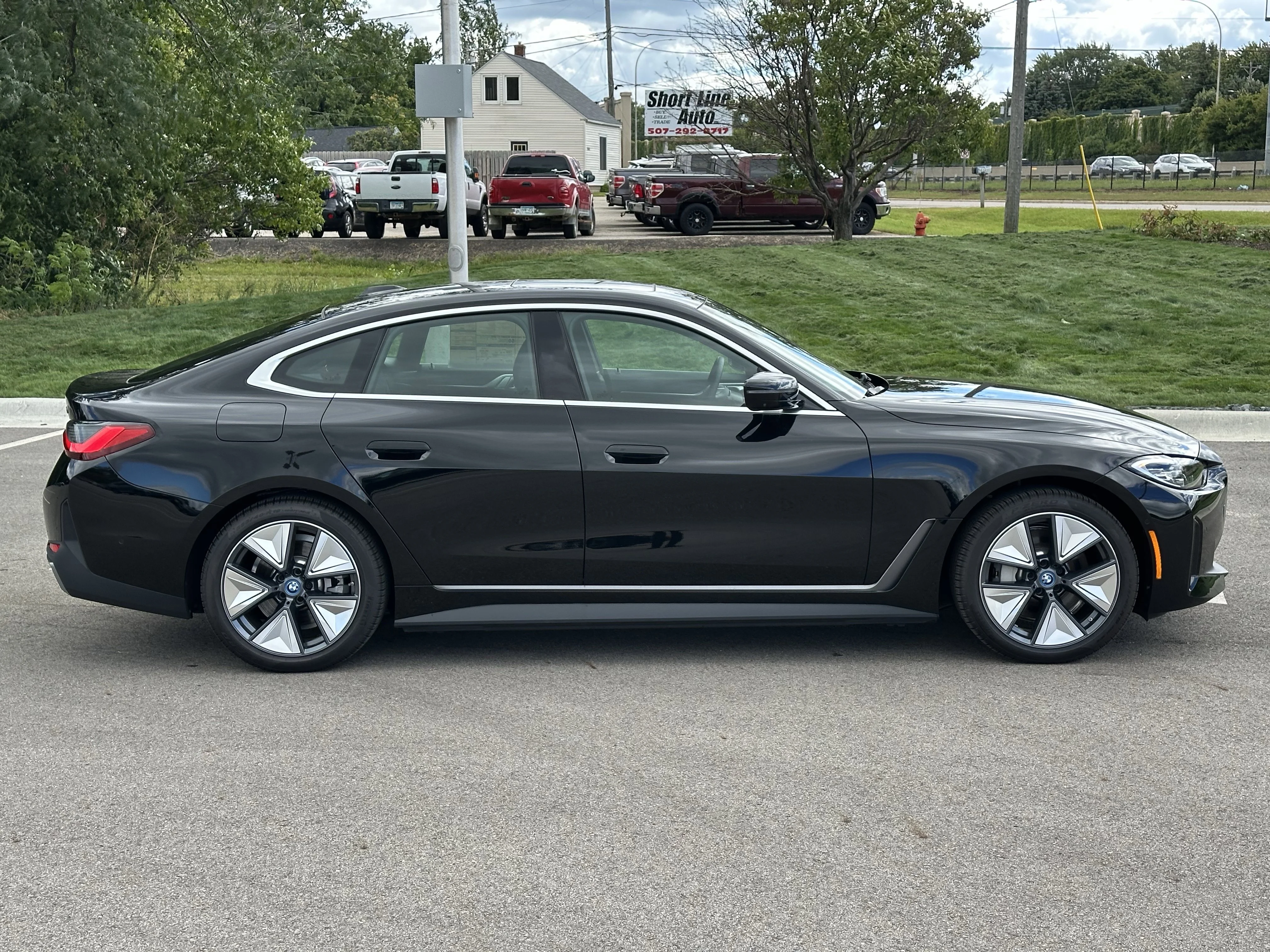 New 2024 Jet Black BMW eDrive40 image 8