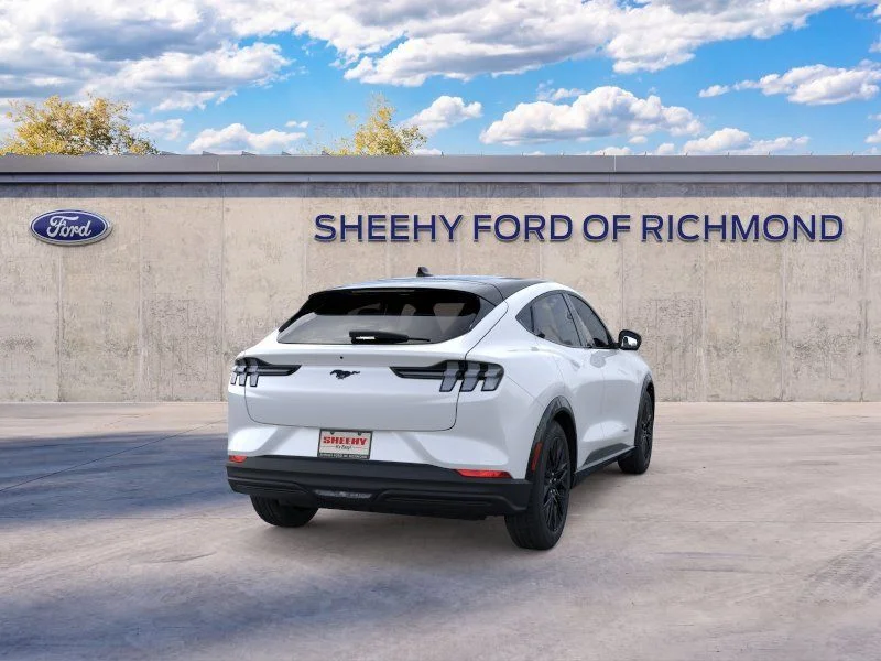 New 2026 Star White Metallic Tri-coat Ford Premium image 8