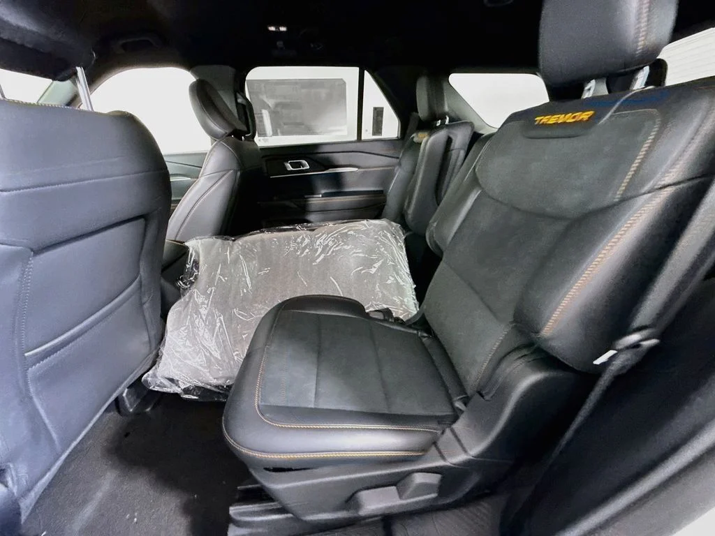 New 2026 Star White Metallic Tri-Coat Ford Tremor® image 24
