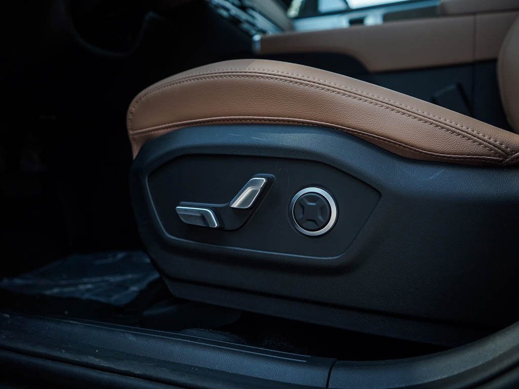 New 2026 Rockwood Green Hyundai Limited 6P AWD image 21