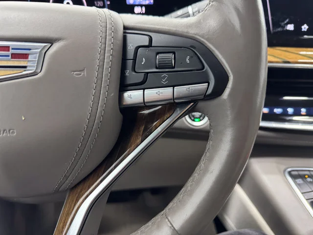 Used 2021 Shadow Metallic Cadillac Premium Luxury Platinum image 24