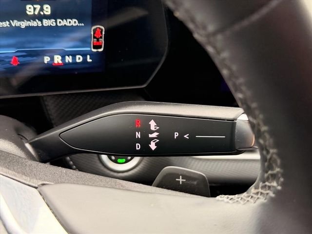 Used 2025 Green Chevrolet LT image 24