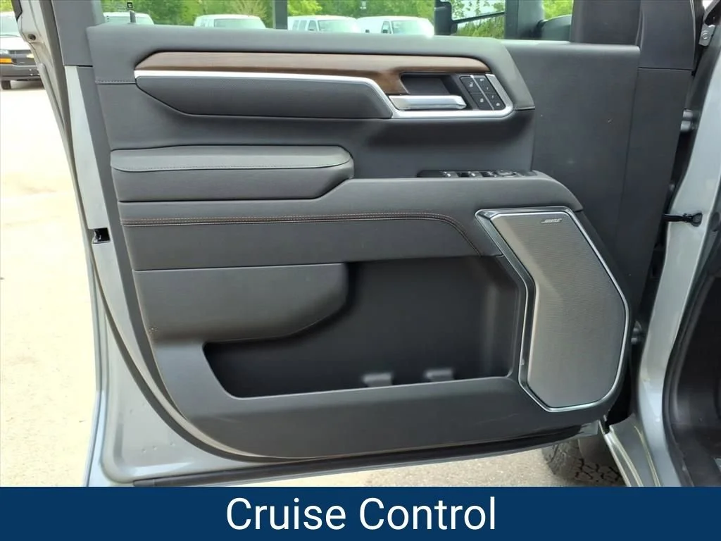 New 2026 Sterling Gray Metallic Chevrolet High Country image 19