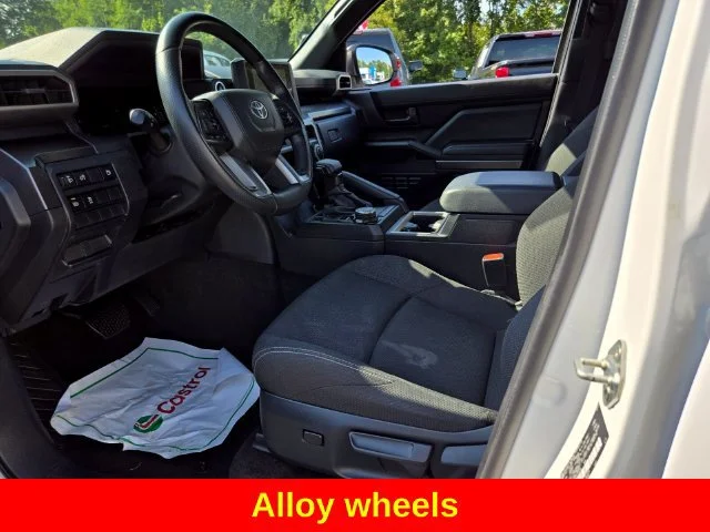 Used 2025 White Toyota SR5 image 11