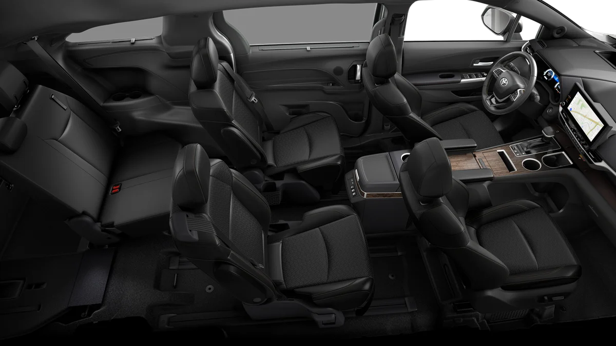 New 2026 Wind Chill Pearl Toyota Platinum image 22