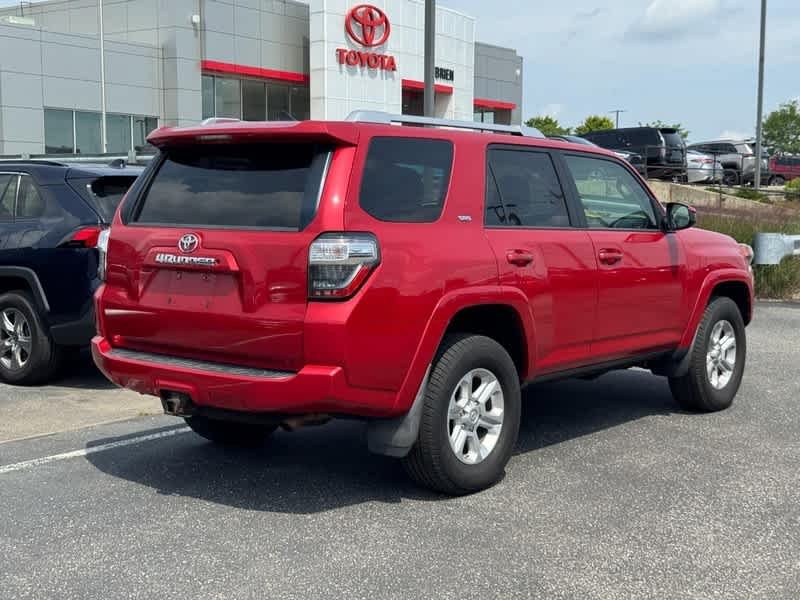 Used 2016 Barcelona Red Metallic Toyota SR5 image 3