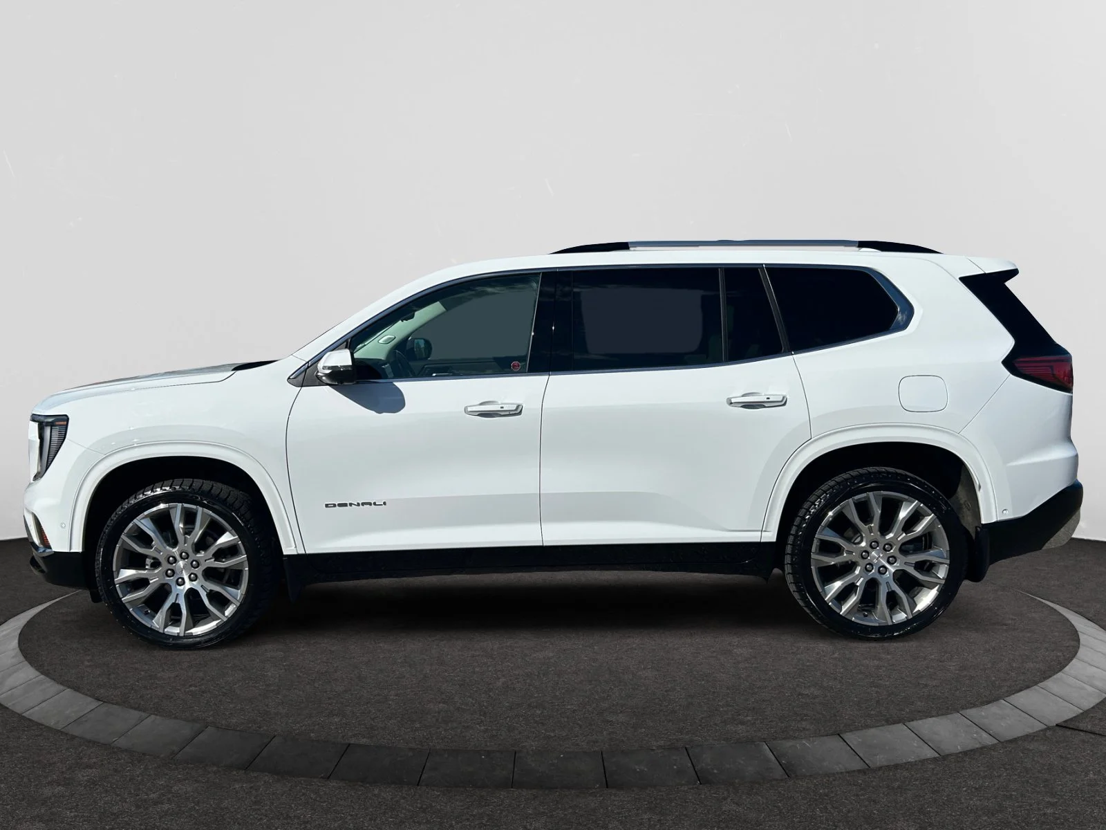 Used 2025 Summit White GMC Denali AWD Leather Sunroof Navigation image 2