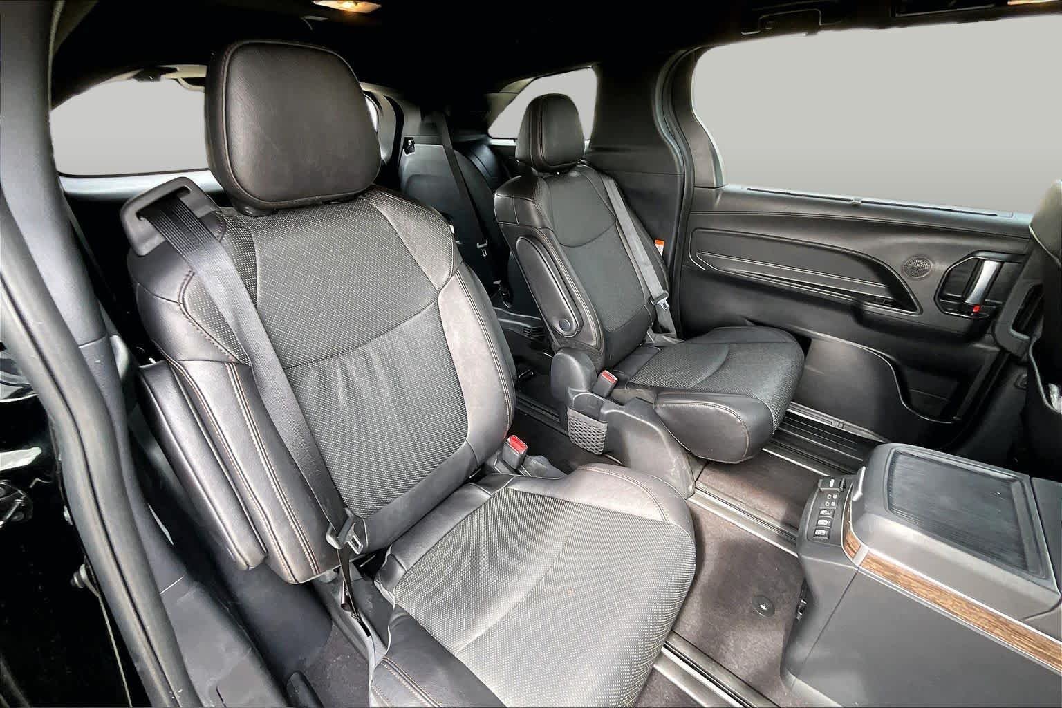 Used 2025 Midnight Black Metallic Toyota Platinum image 18