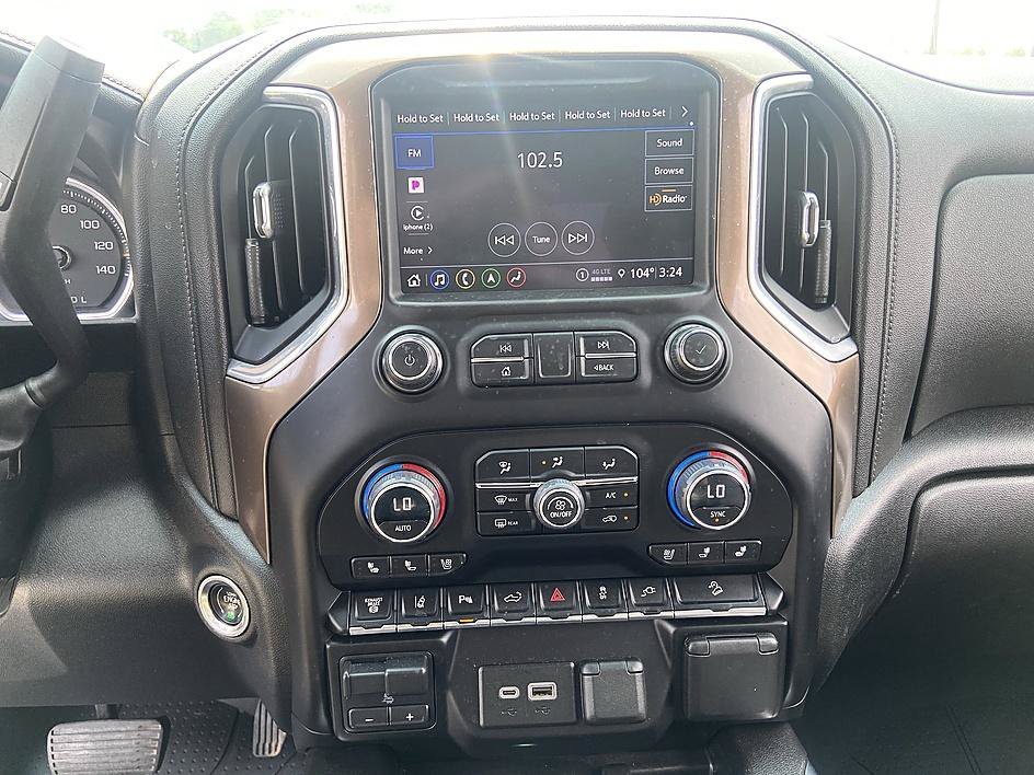 Used 2021 Black Chevrolet High Country image 25