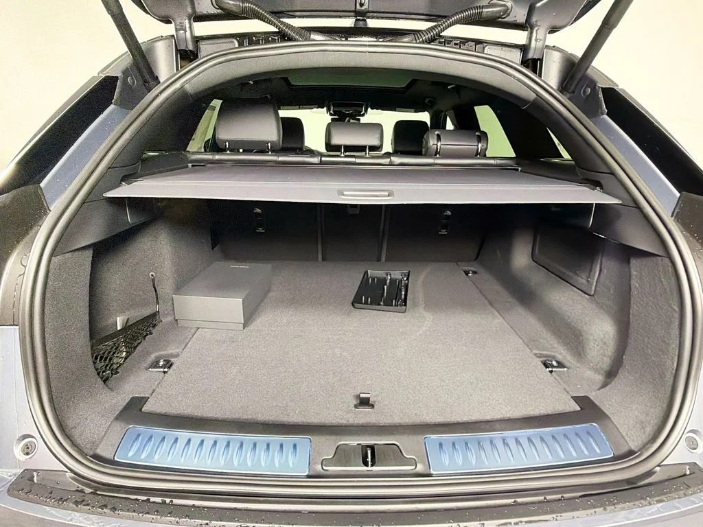 New 2026 Zadar Grey Land Rover S image 28