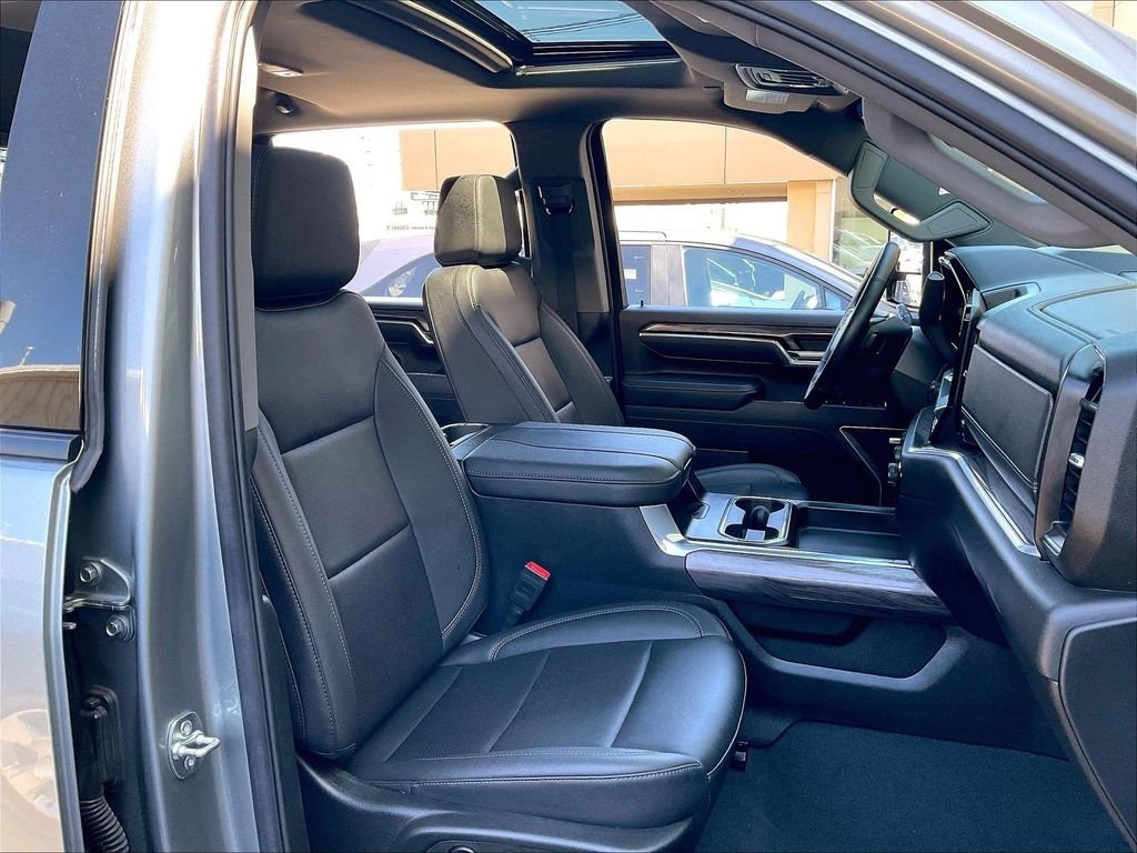 Used 2025 Gray Chevrolet LTZ image 11