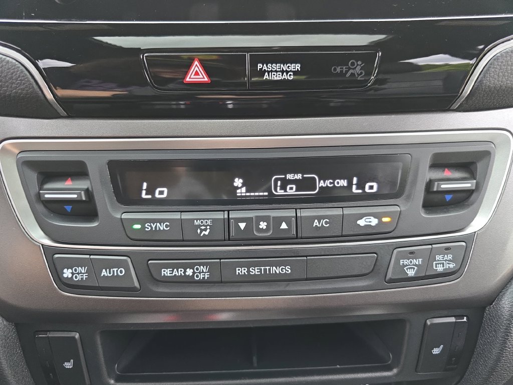 Used 2022 Beige Honda EX-L image 22