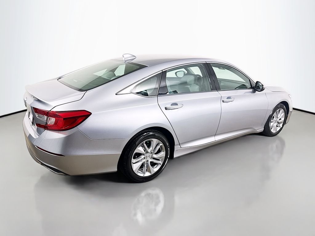 Used 2020 Lunar Silver Metallic Honda LX image 7