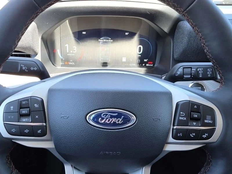 New 2026 Vapor Blue Metallic Ford Active image 15