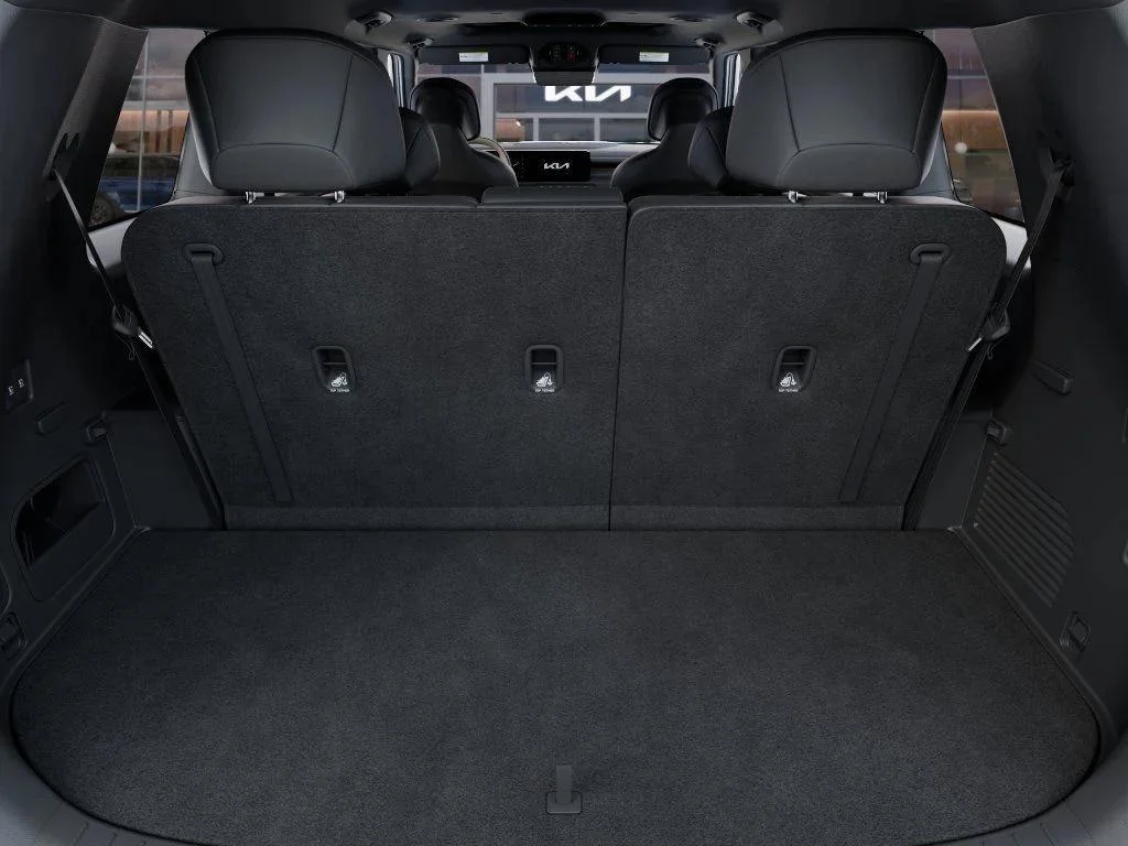 New 2027 Glacial White Pearl Kia EX image 19