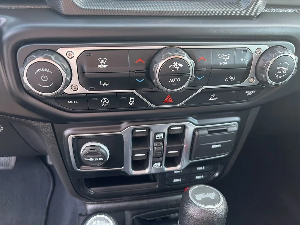 Certified Used 2022 Black Jeep Unlimited Sport S image 25