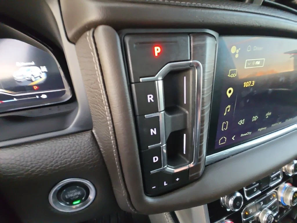 Used 2024 Summit White GMC Denali image 24