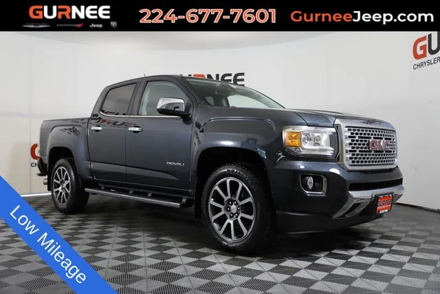 2017 GMC Canyon 4WD Denali Crew Cab Short Box's photo