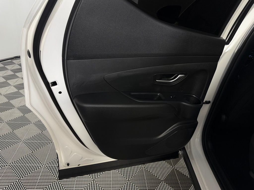 Used 2025 White Hyundai SE image 26