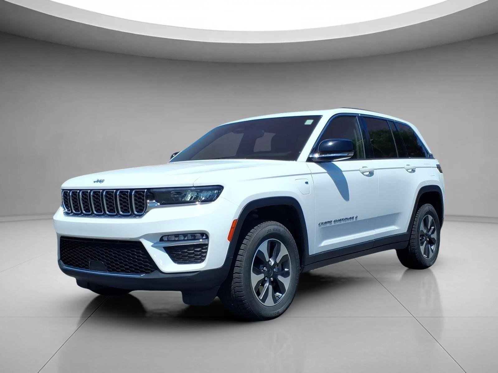 Certified Used 2024 Bright White Clearcoat Jeep LIMI image 1