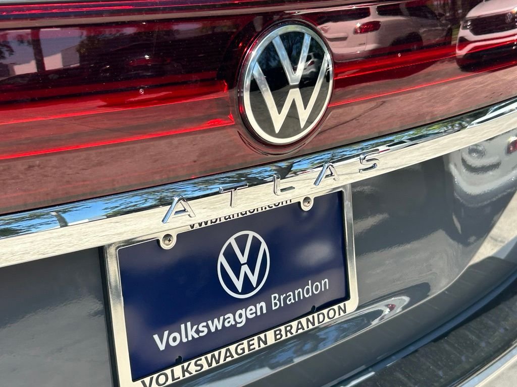 New 2026 Gray Volkswagen SE w/Technology image 28